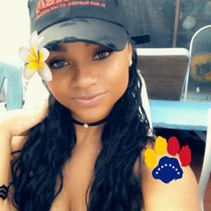 Meet your Posher, Daris